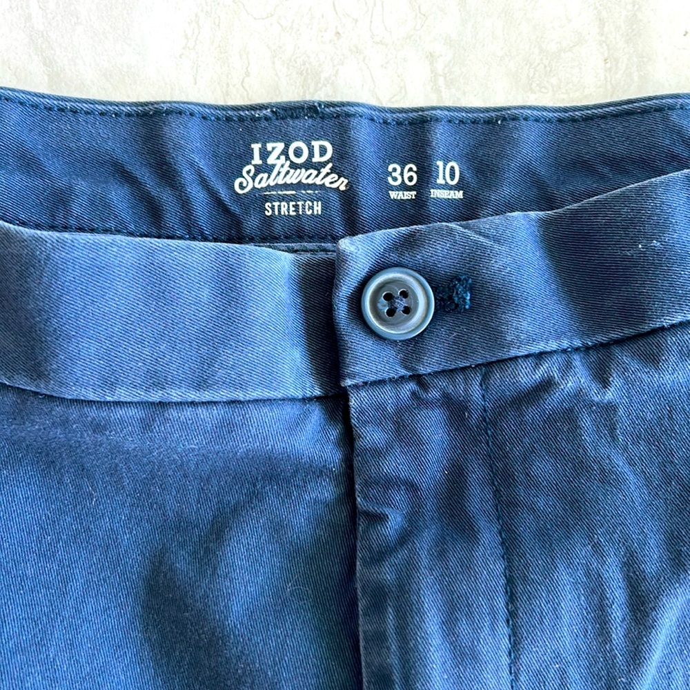 IZOD Saltwater Stretch Navy Blue Chino Casual Size 36 Shorts - Picture 5 of 6